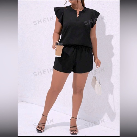 NWT Calvin Klein Black top with notch collar and butterfly sleeve size XL - Picture 2 of 9